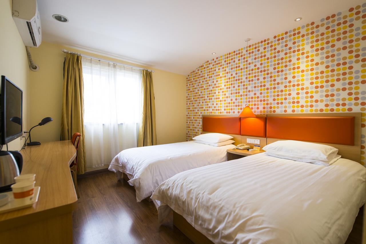 Home Inn Tianjin Weijin Road Tianjin University Εξωτερικό φωτογραφία