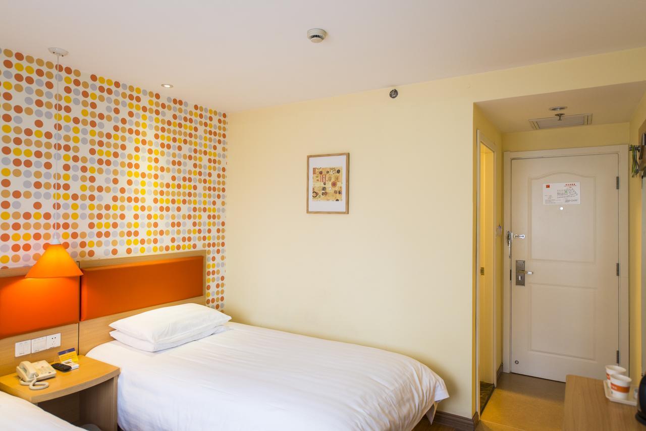Home Inn Tianjin Weijin Road Tianjin University Εξωτερικό φωτογραφία