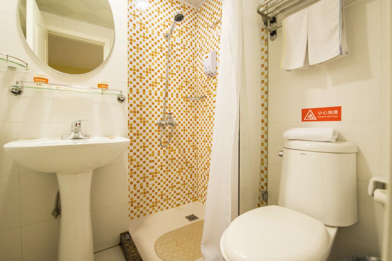 Home Inn Tianjin Weijin Road Tianjin University Εξωτερικό φωτογραφία