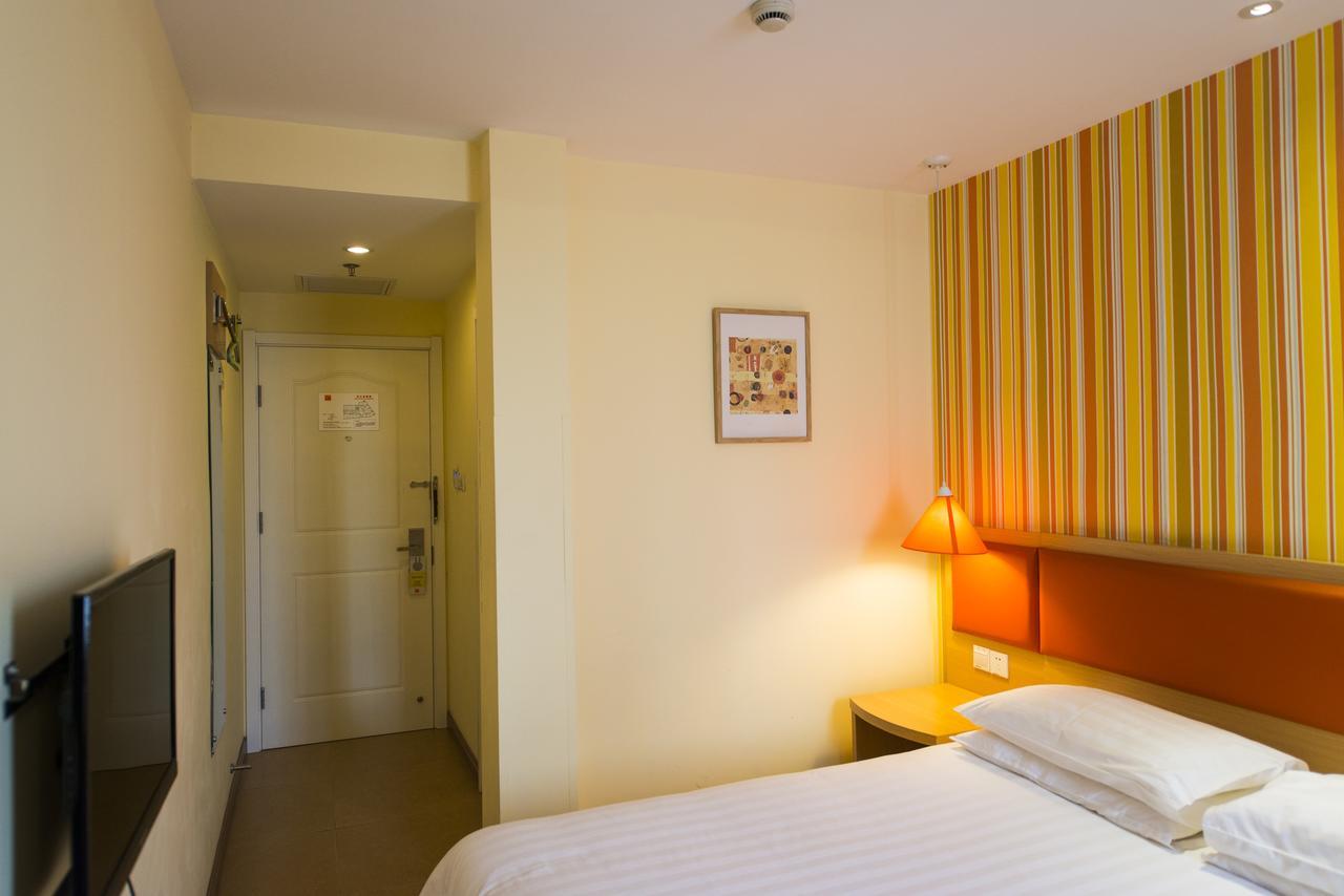 Home Inn Tianjin Weijin Road Tianjin University Εξωτερικό φωτογραφία